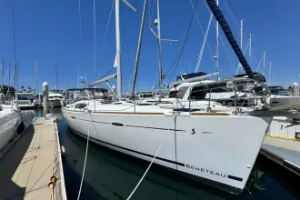 Beneteau Oceanis 49