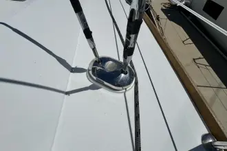 Thumbnail von Beneteau Oceanis 49