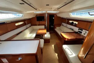 Thumbnail von Beneteau Oceanis 49