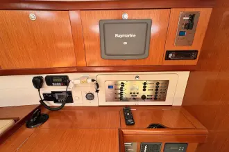 Thumbnail von Beneteau Oceanis 49