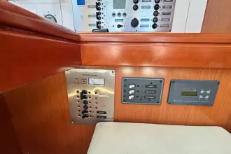 Thumbnail von Beneteau Oceanis 49