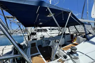 Thumbnail von Beneteau Oceanis 49