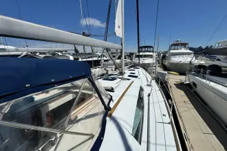 Thumbnail von Beneteau Oceanis 49