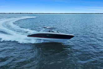 Thumbnail von Sea Ray SLX 350 OB