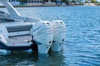 Thumbnail von Sea Ray SLX 350 OB