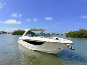 Thumbnail von Sea Ray SLX 400 Außenborder