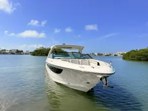Thumbnail von Sea Ray SLX 400 Außenborder