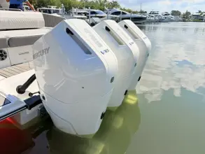 Thumbnail von Sea Ray SLX 400 Außenborder