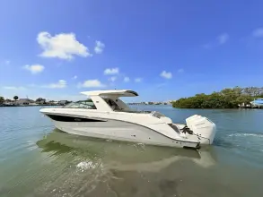 Thumbnail von Sea Ray SLX 400 Außenborder