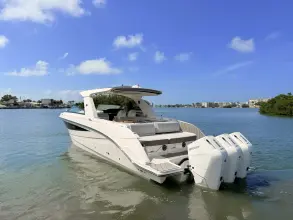 Thumbnail von Sea Ray SLX 400 Außenborder