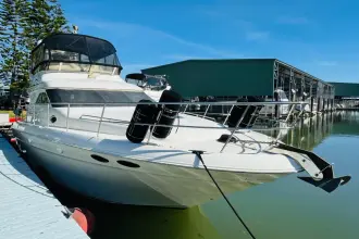 Thumbnail von Sea Ray 400 SEDAN BRIDGE
