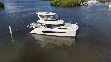 Thumbnail von Aquila 44 Yacht