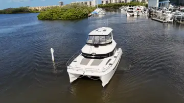Thumbnail von Aquila 44 Yacht