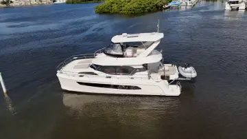 Thumbnail von Aquila 44 Yacht