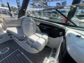 Thumbnail von Sea Ray SLX 260 Außenborder