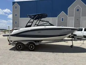 Thumbnail von Sea Ray SPX 190