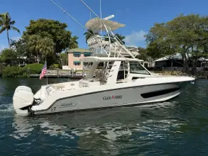 Thumbnail von Boston Whaler 420 Outrage