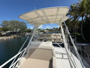 Thumbnail von Boston Whaler 420 Outrage