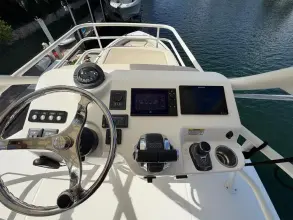 Thumbnail von Boston Whaler 420 Outrage