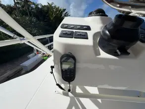 Thumbnail von Boston Whaler 420 Outrage
