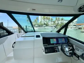 Thumbnail von Sea Ray 320 Sundancer