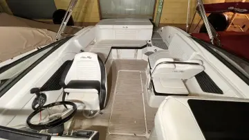 Thumbnail von Sea Ray SPX 230