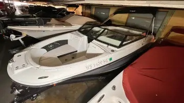 Thumbnail von Sea Ray SPX 230