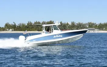 Thumbnail von Boston Whaler 350 Outrage