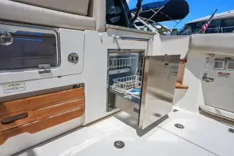 Thumbnail von Boston Whaler 350 Realm