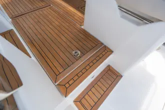 Thumbnail von Boston Whaler 405 Conquest