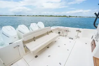 Thumbnail von Boston Whaler 405 Conquest