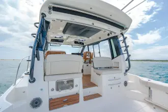 Thumbnail von Boston Whaler 405 Conquest