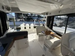 Thumbnail von Boston Whaler 405 Conquest