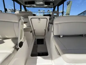 Thumbnail von Boston Whaler 405 Conquest