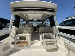 Thumbnail von Boston Whaler 405 Conquest