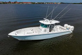 Everglades 350 LX HEY MAN-Repowered 2022 3 x 400hp Merc. w/Joystick