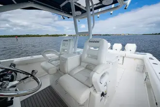 Thumbnail von Everglades 350 LX HEY MAN-Repowered 2022 3 x 400hp Merc. w/Joystick