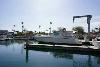 Thumbnail von Tiara Yachts 6CTA-8.3