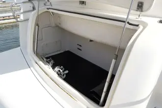 Thumbnail von Tiara Yachts 6CTA-8.3