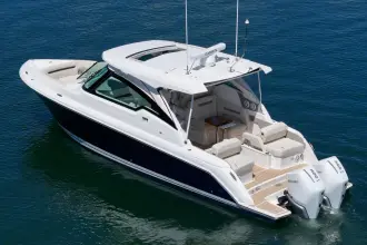 Thumbnail von Tiara Yachts 34LX