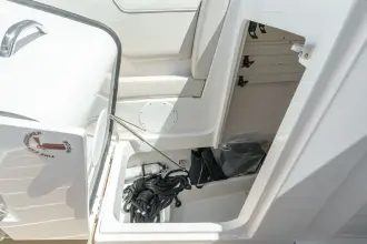 Thumbnail von Tiara Yachts 34LX