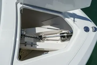 Thumbnail von Tiara Yachts 34LX