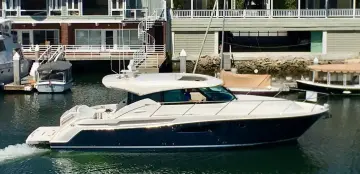 Thumbnail von Tiara Yachts 50 Coupe