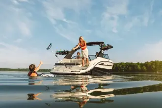 Thumbnail von Sea Ray SDX 230 Surf
