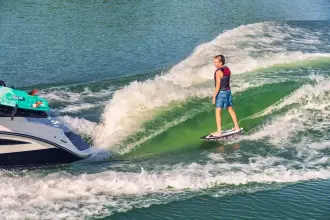 Thumbnail von Sea Ray SDX 230 Surf
