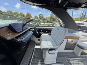 Thumbnail von Sea Ray 360SXO