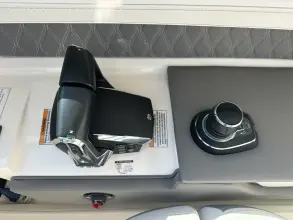 Thumbnail von Sea Ray SLX 310 Außenborder