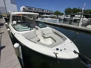 Thumbnail von Sea Ray SLX 310 Außenborder