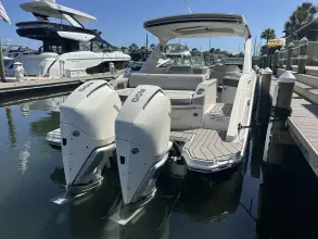 Thumbnail von Sea Ray SLX 310 Außenborder