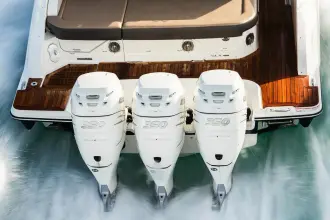 Thumbnail von Sea Ray SLX 400 Außenborder